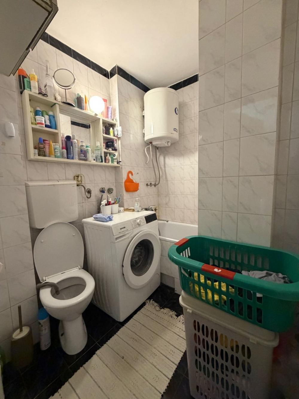 Stan na prodaju u Beogradu, Konjarnik, jednoiposoban, 47m2, cena 146000 evra