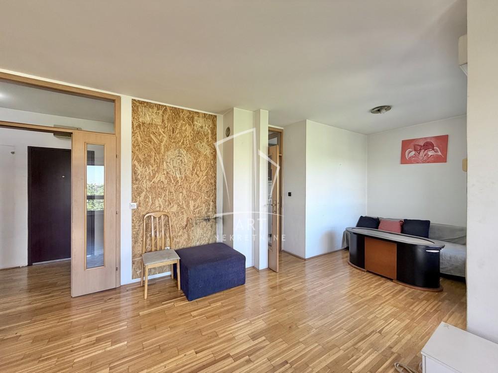 Stan na prodaju u Beogradu, Banovo brdo, dvosoban, 56m2, cena 179000 evra