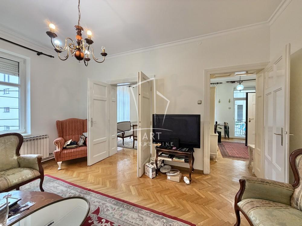 Stan na prodaju u Beogradu, Voždovac, cetvorosoban, 96m2, cena 355000 evra