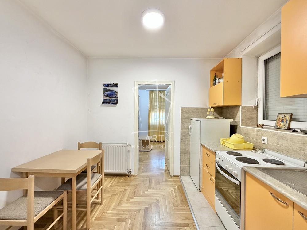 Stan na prodaju u Beogradu, Zvezdara 2, jednosoban, 25m2, cena 132000 evra