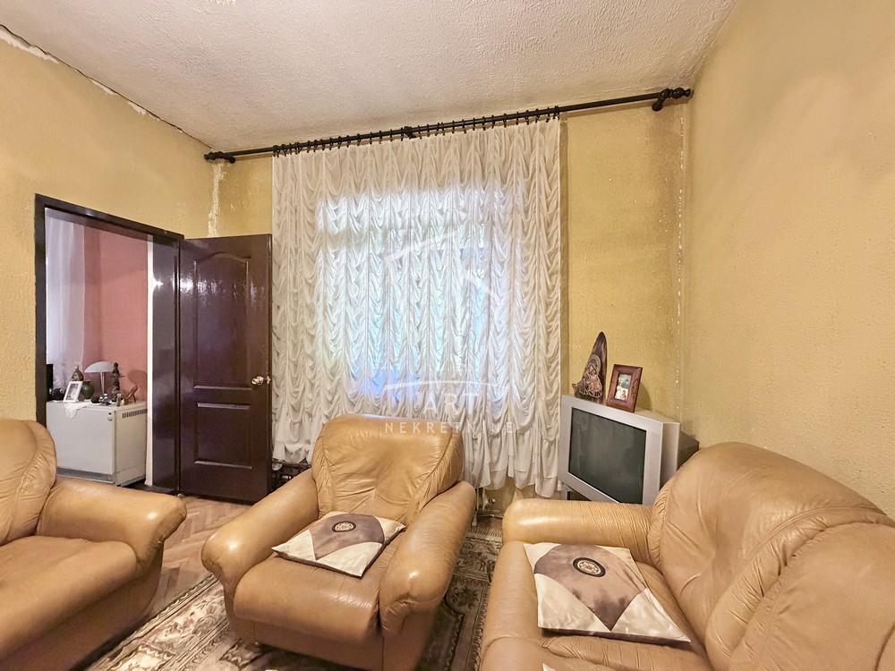 Stan na prodaju u Beogradu, Voždovac, trosoban, 31m2, cena 210000 evra