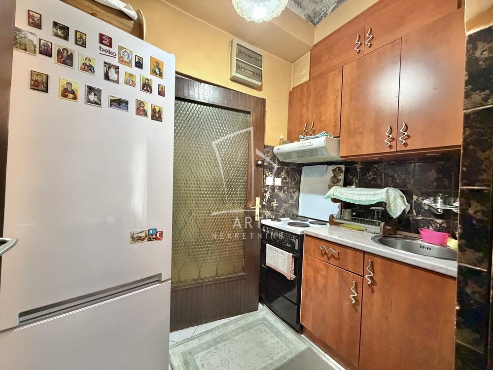 Stan na prodaju u Beogradu, Voždovac, trosoban, 31m2, cena 210000 evra
