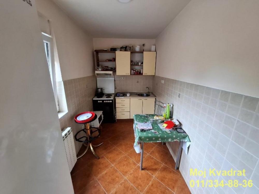 Stan na prodaju u Beogradu, Cara Dušana, dvosoban, 46m2, cena 135000 evra