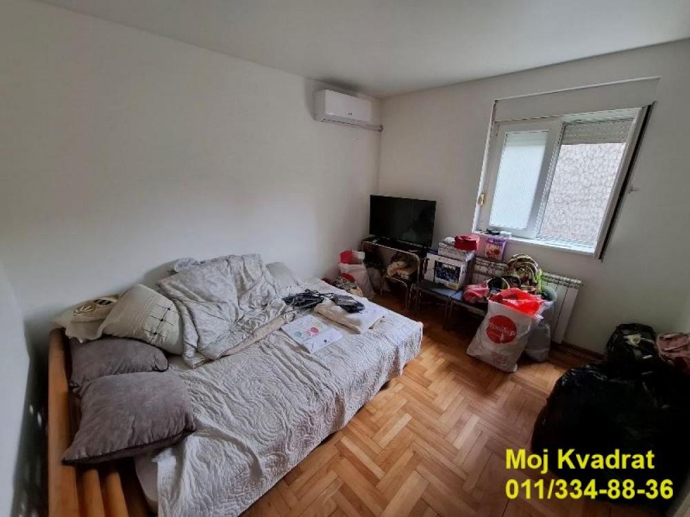 Stan na prodaju u Beogradu, Cara Dušana, dvosoban, 46m2, cena 135000 evra