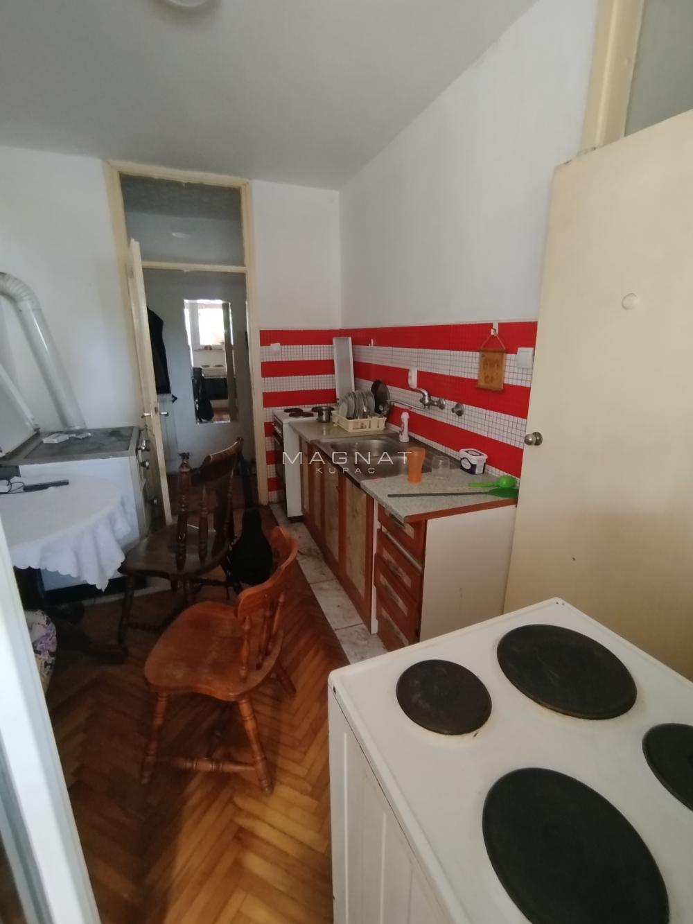 Stan na prodaju u Beogradu, Palilula, dvosoban, 58m2, cena 60000 evra