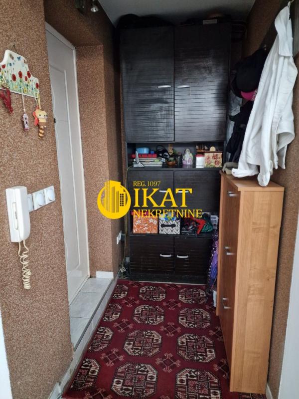 Stan na prodaju u Beogradu, Cvetkova pijaca, dvosoban, 53m2, cena 129000 evra