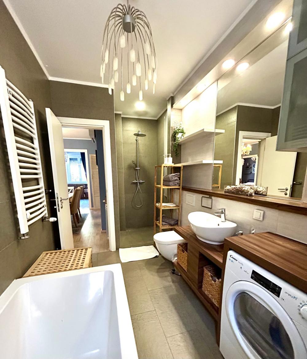 Stan na prodaju u Beogradu, Beograd (centar), trosoban, 80m2, cena 399000 evra