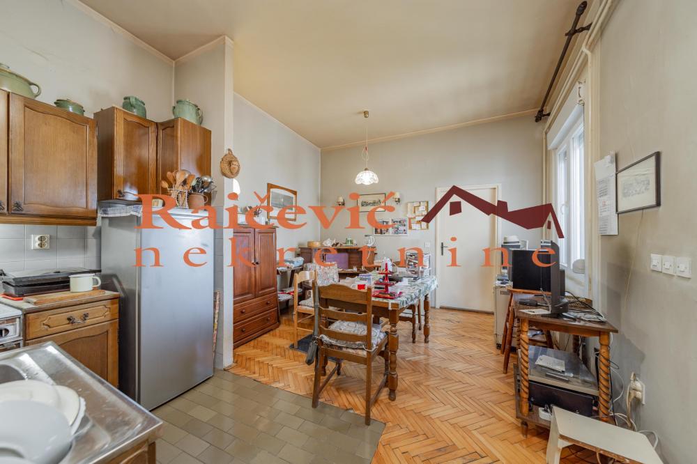 Stan na prodaju u Beogradu, Beograd (centar), cetvorosoban, 113m2, cena 635000 evra