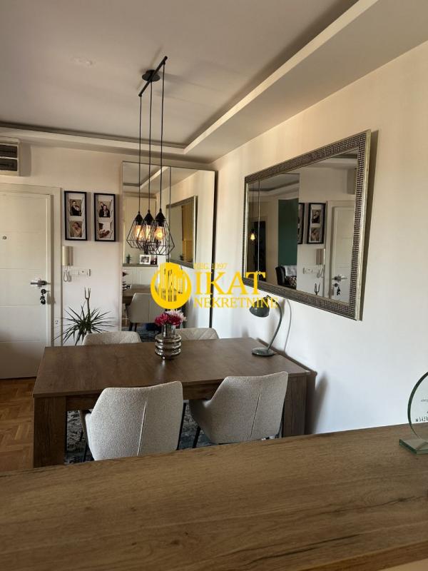 Stan na prodaju u Beogradu, Olimp, trosoban, 60m2, cena 228000 evra