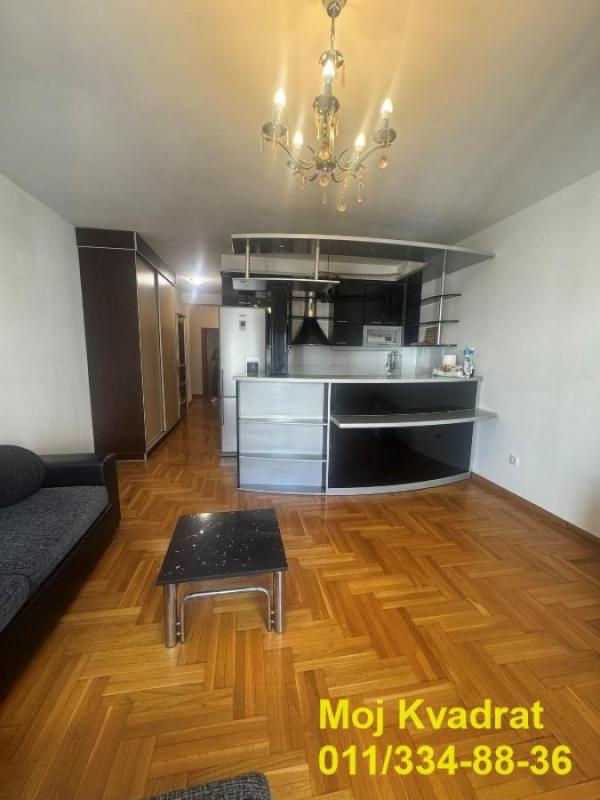 Stan na prodaju u Beogradu, Đeram pijaca, dvoiposoban, 57m2, cena 248500 evra