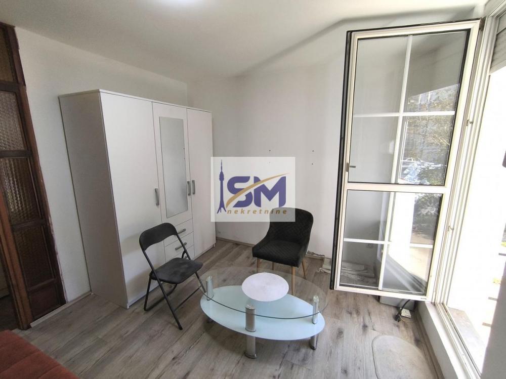 Stan na prodaju u Beogradu, Bele Vode, jednosoban, 17m2, cena 49500 evra
