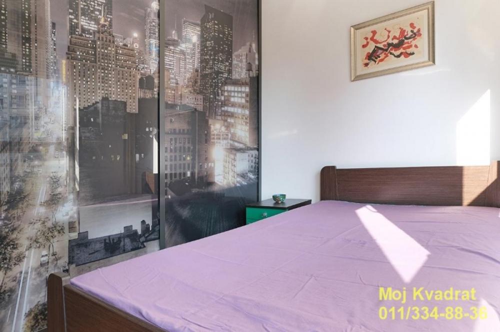 Stan na prodaju u Beogradu, Novi Beograd blok 67A (Belvile), jednoiposoban, 41m2, cena 220000 evra