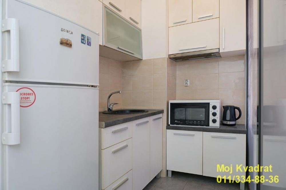 Stan na prodaju u Beogradu, Novi Beograd blok 67A (Belvile), jednoiposoban, 41m2, cena 220000 evra