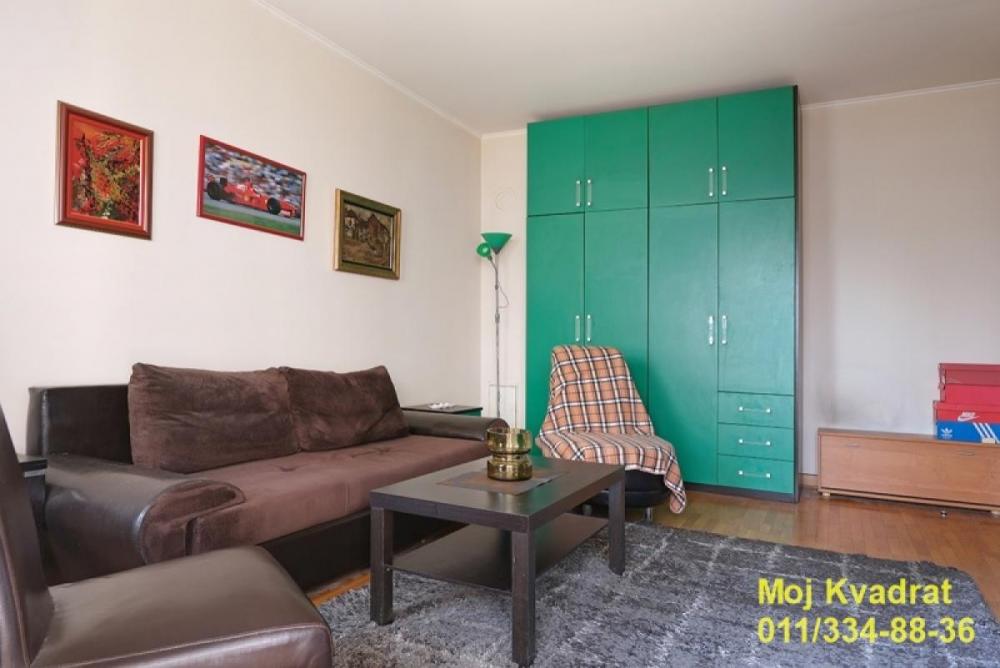Stan na prodaju u Beogradu, Novi Beograd blok 67A (Belvile), jednoiposoban, 41m2, cena 220000 evra