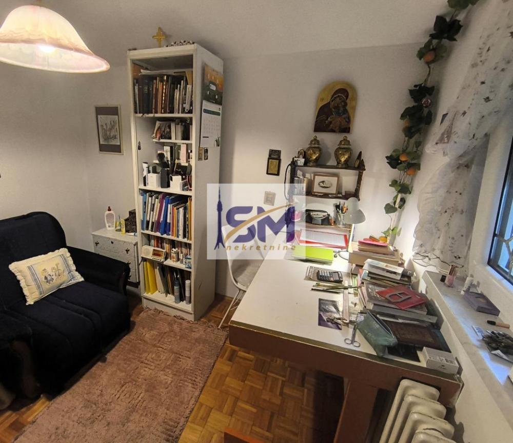 Stan na prodaju u Beogradu, Žarkovo, troiposoban, 135m2, cena 254000 evra