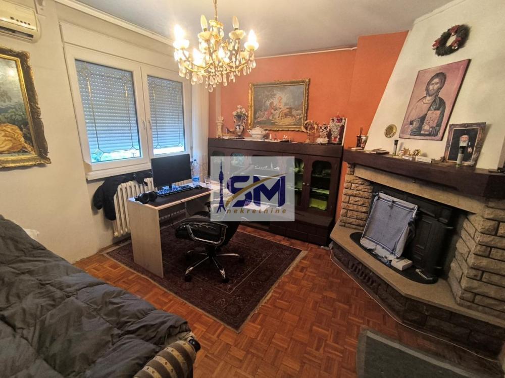 Stan na prodaju u Beogradu, Žarkovo, troiposoban, 135m2, cena 254000 evra