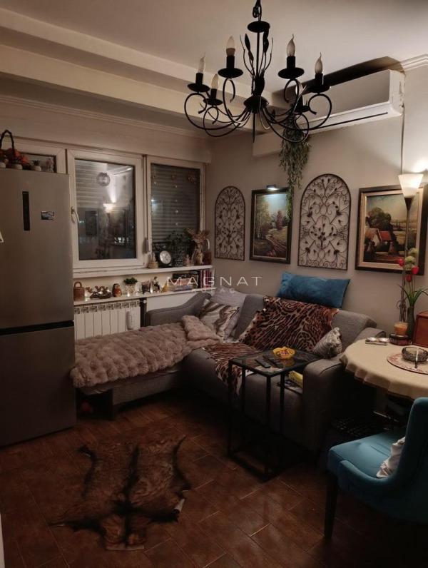 Stan na prodaju u Beogradu, Fontana, jednoiposoban, 36m2, cena 155500 evra