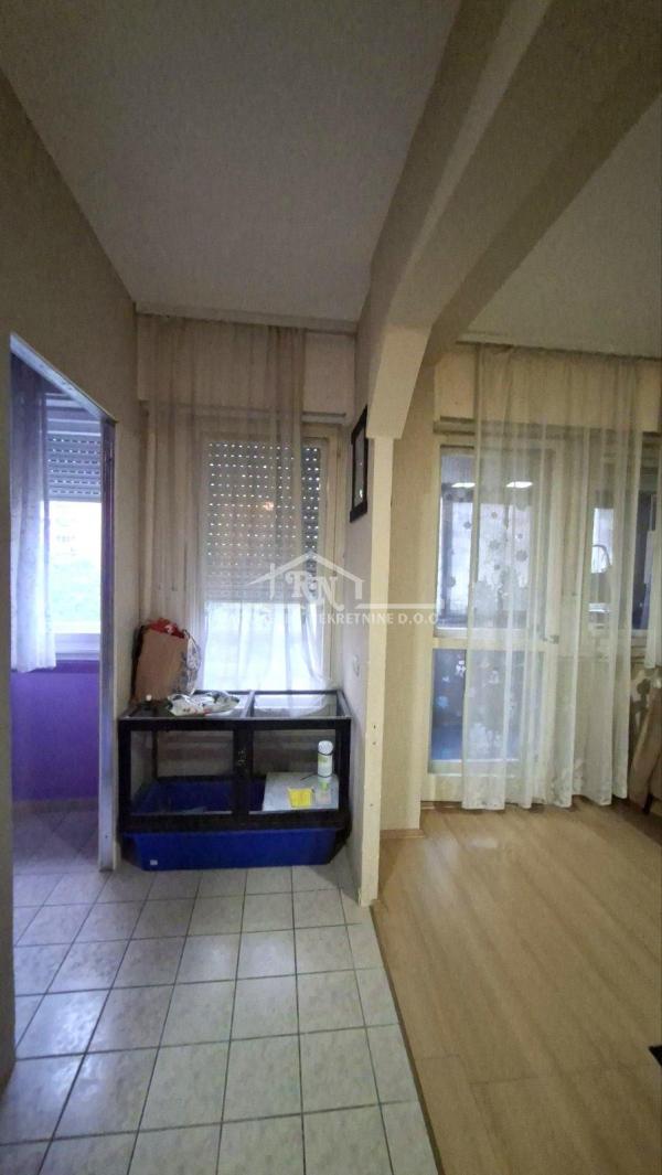 Stan na prodaju u Beogradu, Novi Beograd blok 45 (TC Enjub), jednosoban, 45m2, cena 157000 evra