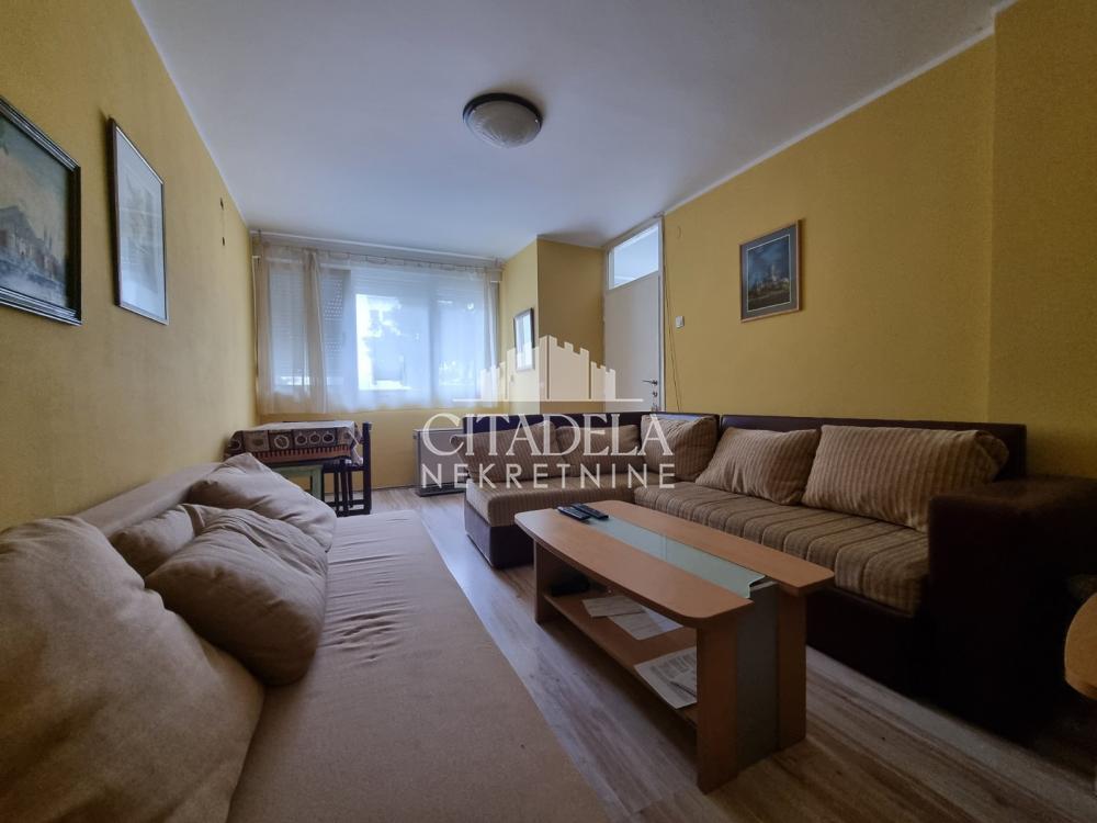 Stan na prodaju u Beogradu, Čukarica, jednoiposoban, 26m2, cena 82000 evra
