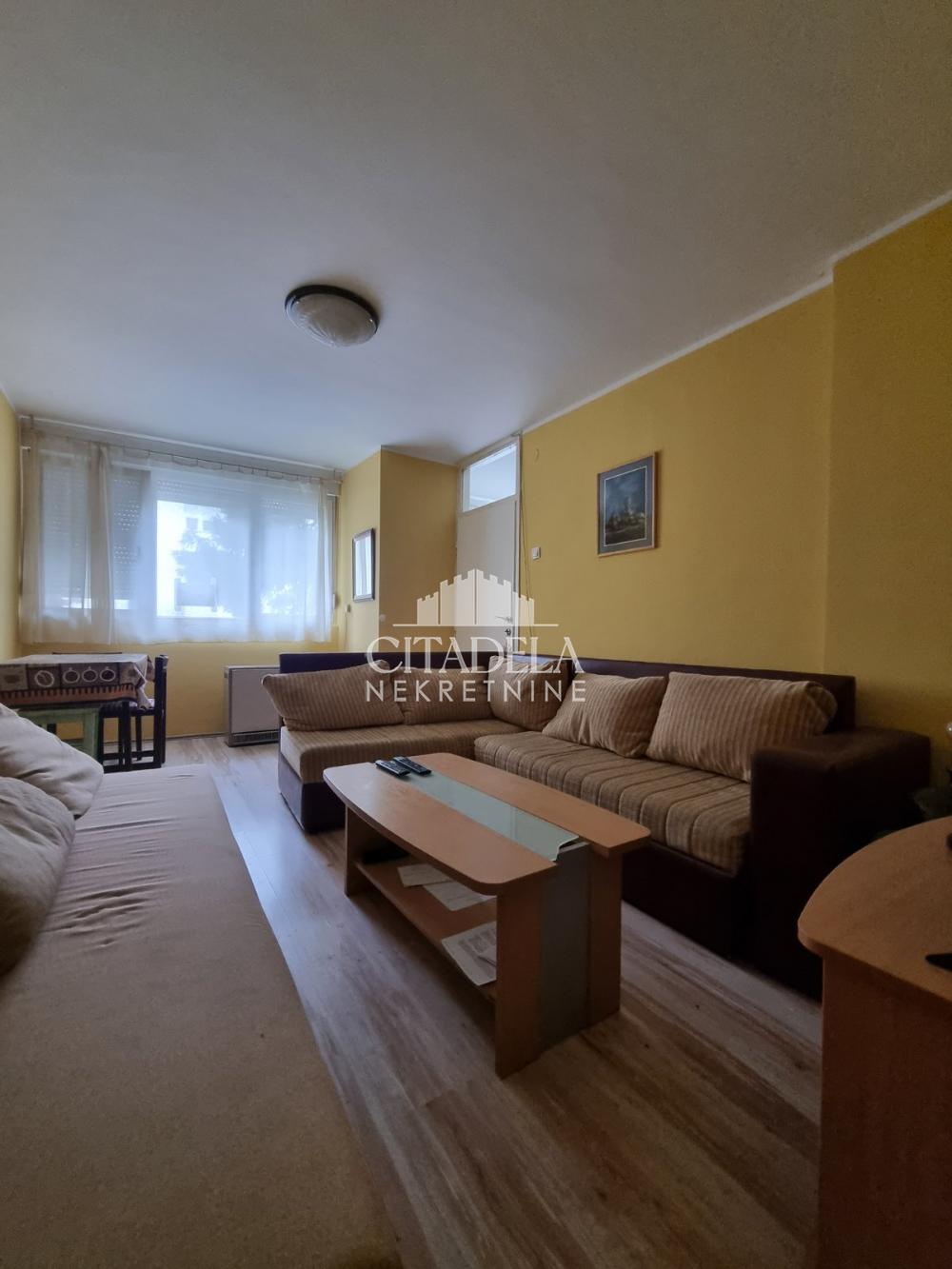 Stan na prodaju u Beogradu, Čukarica, jednoiposoban, 26m2, cena 82000 evra