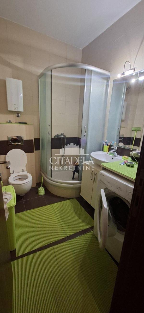 Stan na prodaju u Beogradu, Voždovac, jednoiposoban, 51m2, cena 180000 evra