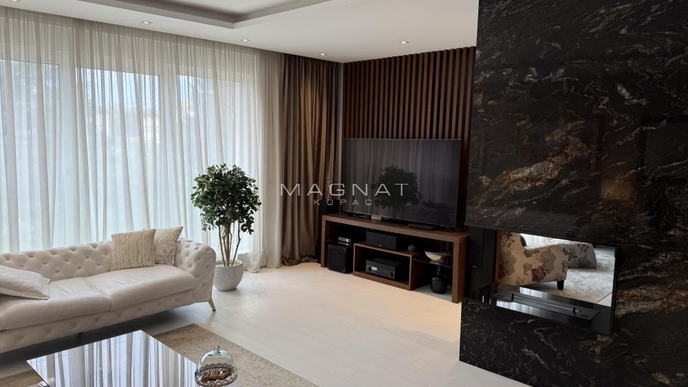 Stan na prodaju u Beogradu, Dedinje, dvosoban, 131m2, cena 930000 evra
