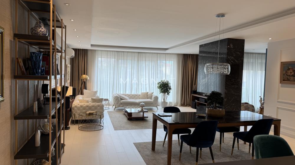 Stan na prodaju u Beogradu, Dedinje, dvosoban, 131m2, cena 930000 evra