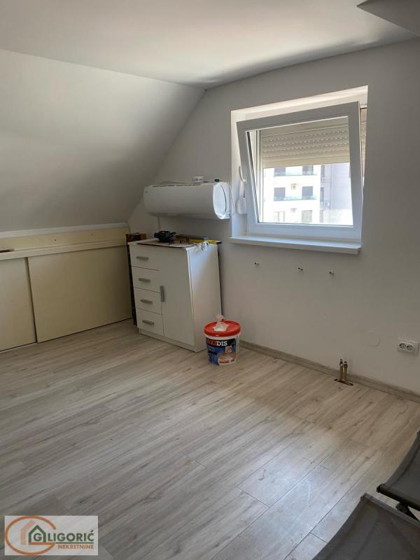 Stan na prodaju u Beogradu, Crveni Krst, dvoiposoban, 108m2, cena 250000 evra