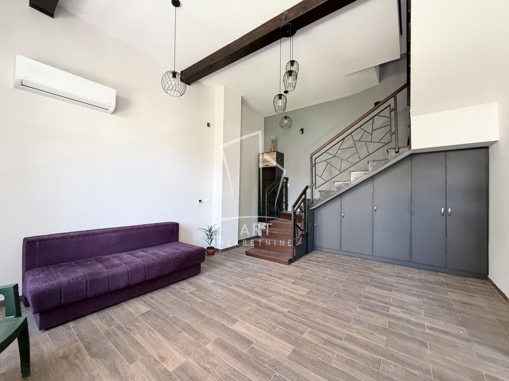Stan na prodaju u Beogradu, Zemun, troiposoban, 46m2, cena 309000 evra