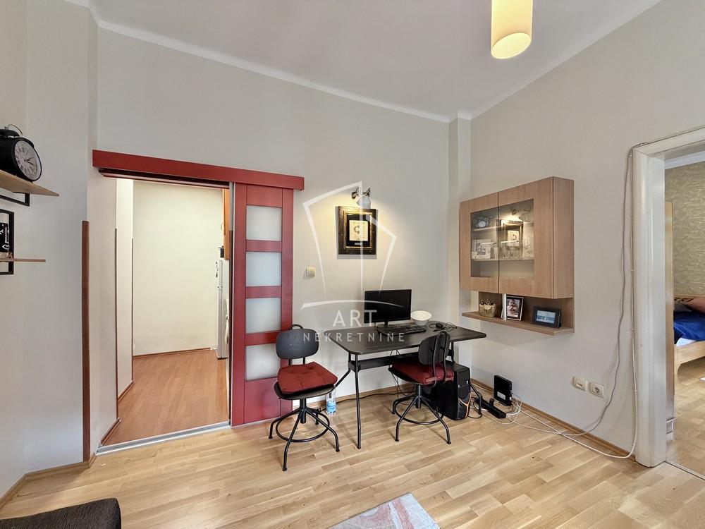 Stan na prodaju u Beogradu, Stari grad, dvosoban, 38m2, cena 179000 evra