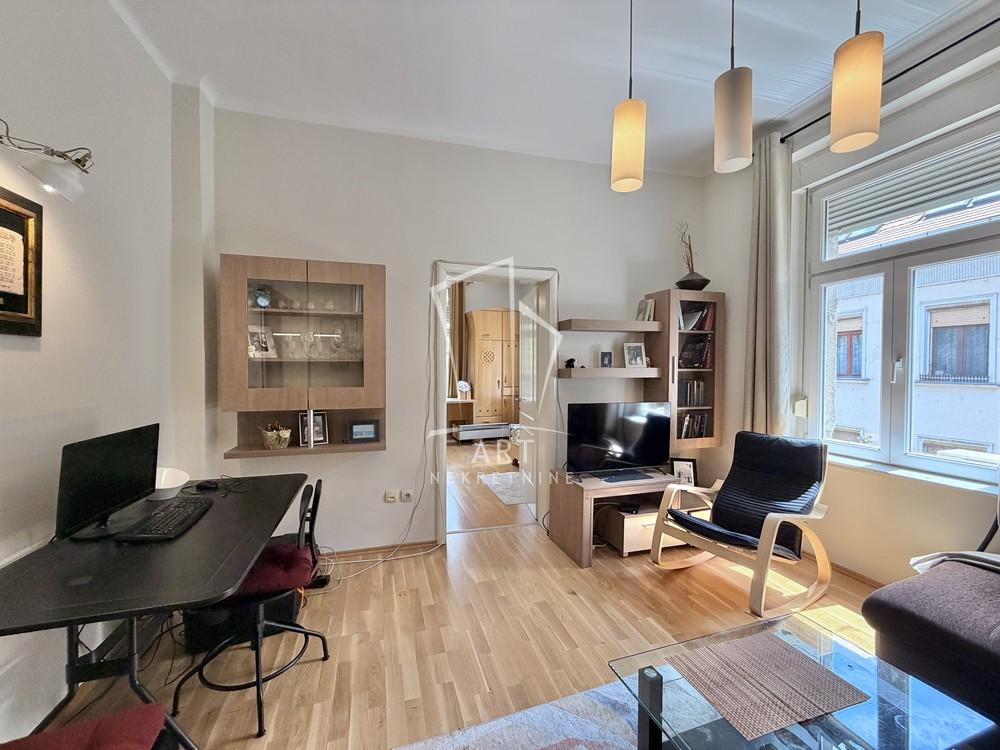 Stan na prodaju u Beogradu, Stari grad, dvosoban, 38m2, cena 179000 evra