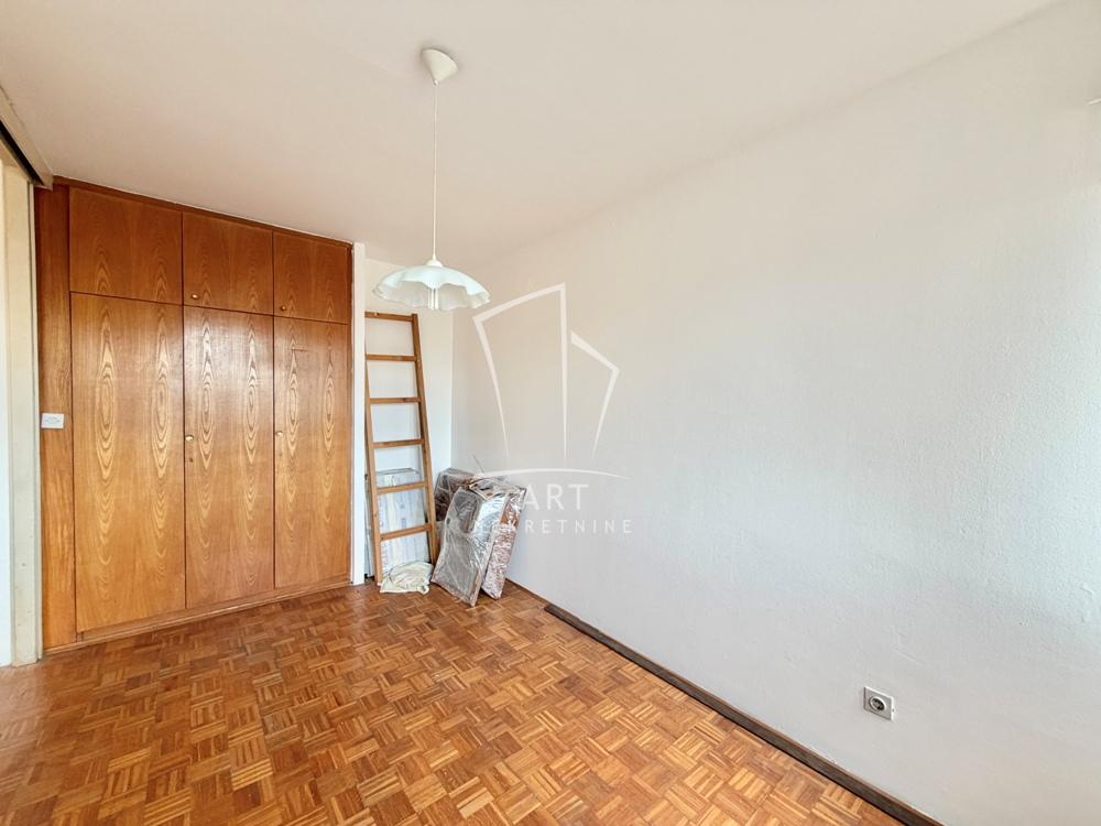 Stan na prodaju u Beogradu, Novi Beograd, dvoiposoban, 64m2, cena 240000 evra