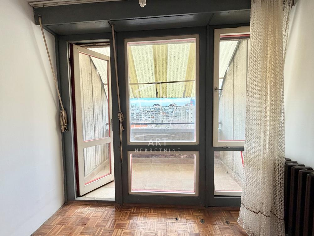 Stan na prodaju u Beogradu, Novi Beograd, dvoiposoban, 64m2, cena 240000 evra