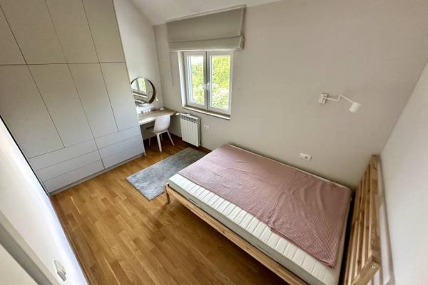 Stan na prodaju u Beogradu, Miljakovac, jednoiposoban, 46m2, cena 110000 evra