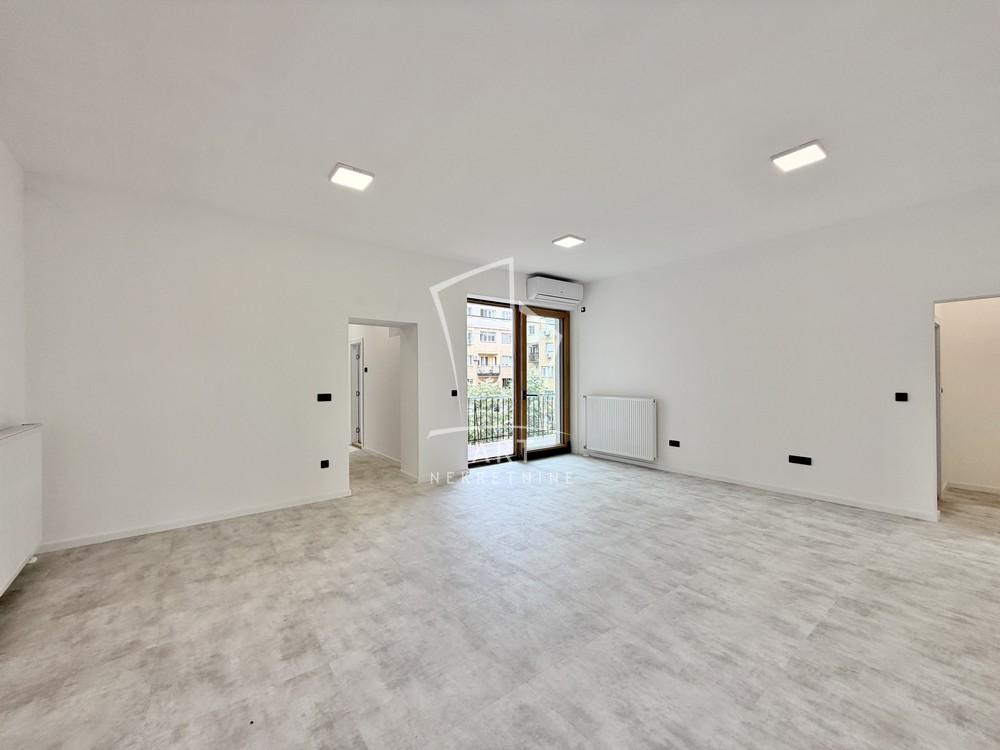 Stan na prodaju u Beogradu, Vračar, cetvorosoban, 103m2, cena 570000 evra