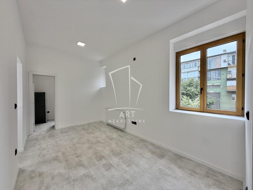 Stan na prodaju u Beogradu, Vračar, cetvorosoban, 103m2, cena 570000 evra