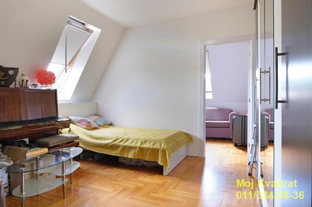 Stan na prodaju u Beogradu, Braće Jerković, cetvorosoban, 102m2, cena 295000 evra