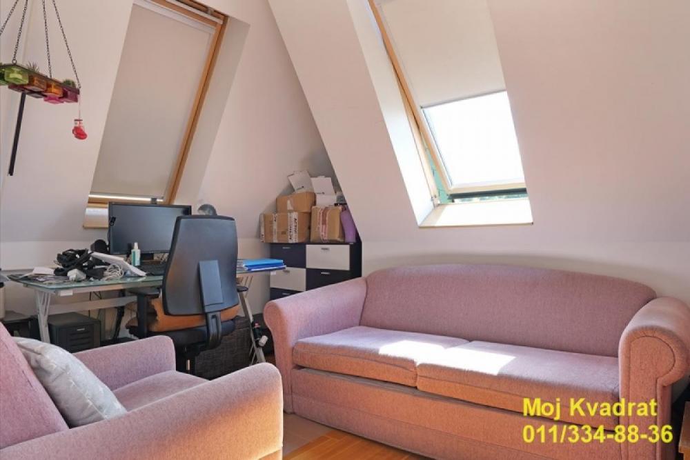 Stan na prodaju u Beogradu, Braće Jerković, cetvorosoban, 102m2, cena 295000 evra