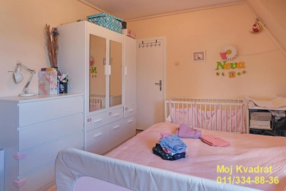 Stan na prodaju u Beogradu, Braće Jerković, cetvorosoban, 102m2, cena 295000 evra