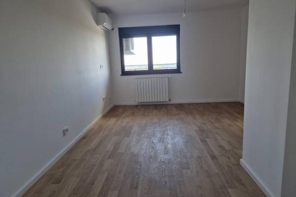 Stan na prodaju u Beogradu, Palilula, troiposoban, 71m2, cena 295000 evra