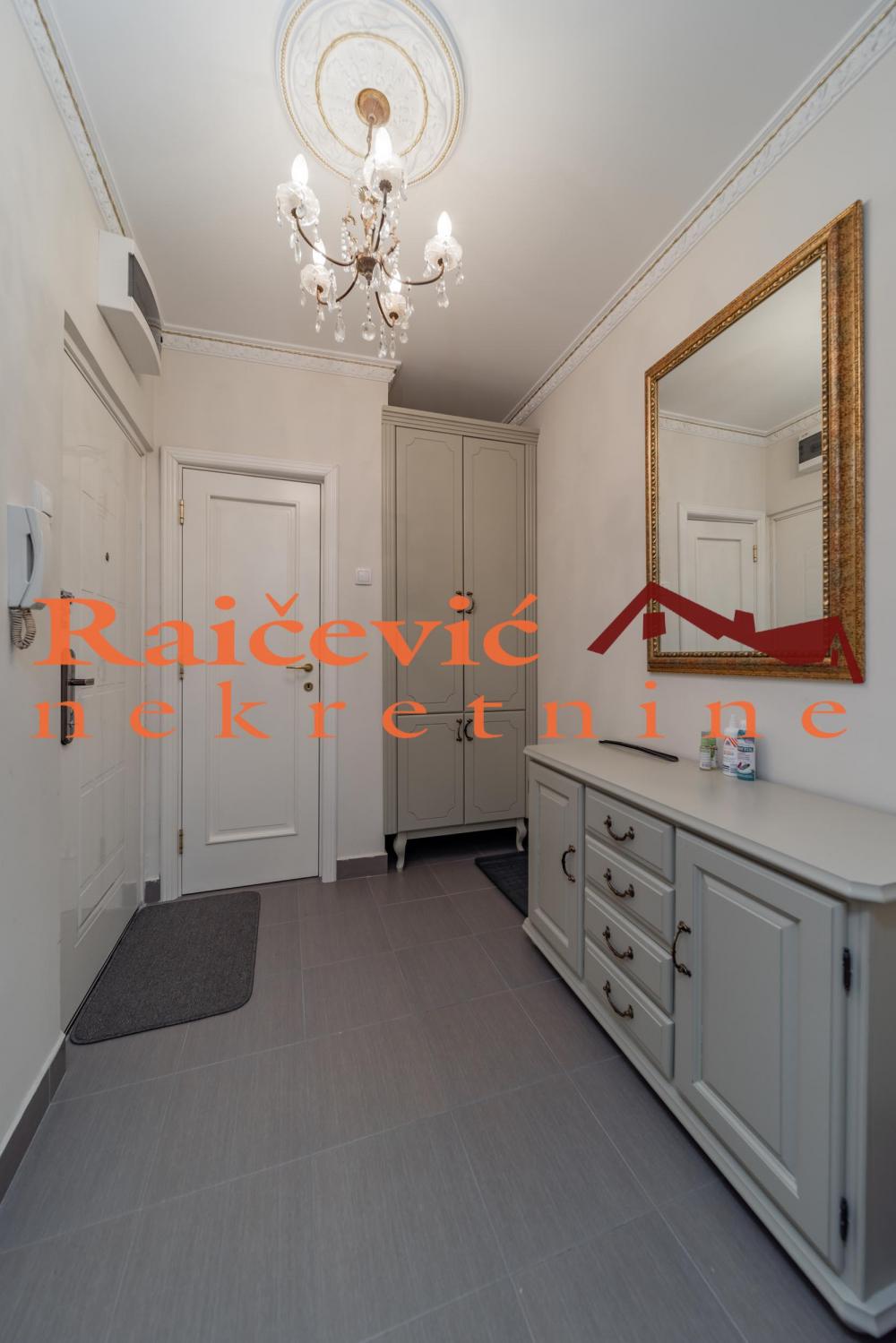 Stan na prodaju u Beogradu, Beograd (centar), dvosoban, 62m2, cena 310000 evra