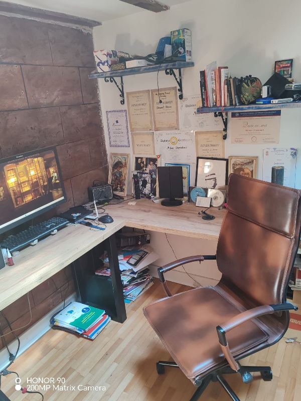 Stan na prodaju u Beogradu, Labudovo brdo, trosoban, 85m2, cena 193800 evra