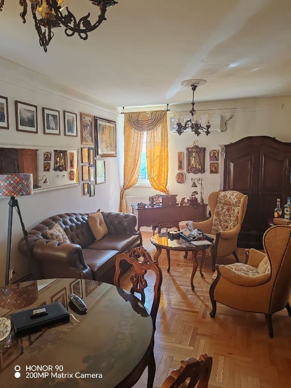 Stan na prodaju u Beogradu, Labudovo brdo, trosoban, 85m2, cena 193800 evra