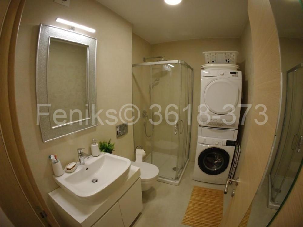 Stan na prodaju u Beogradu, Činovnička kolonija, 103m2, cena 520000 evra