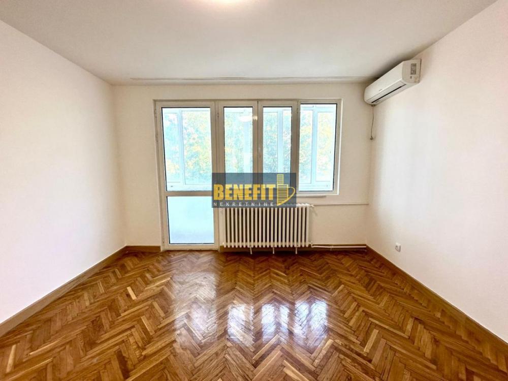 Stan na prodaju u Beogradu, Bulbulder, jednosoban, 25m2, cena 120000 evra