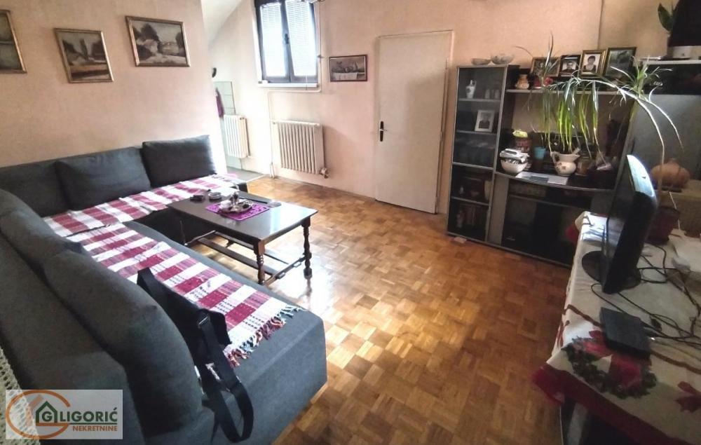 Stan na prodaju u Beogradu, Labudovo brdo, 100m2, cena 134000 evra