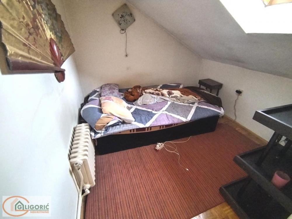Stan na prodaju u Beogradu, Labudovo brdo, 100m2, cena 134000 evra
