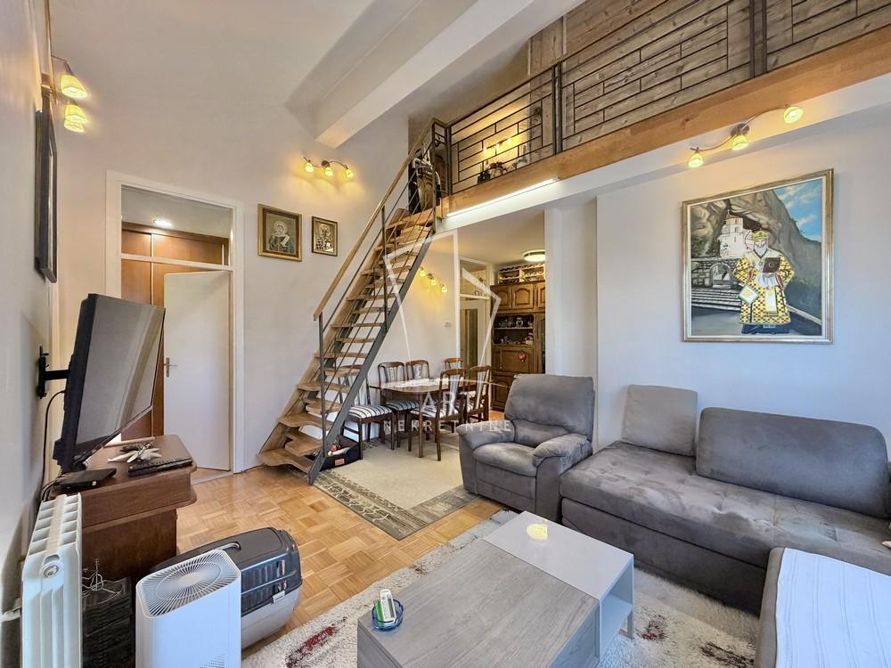 Stan na prodaju u Beogradu, Kanarevo brdo, dvoiposoban, 58m2, cena 180000 evra