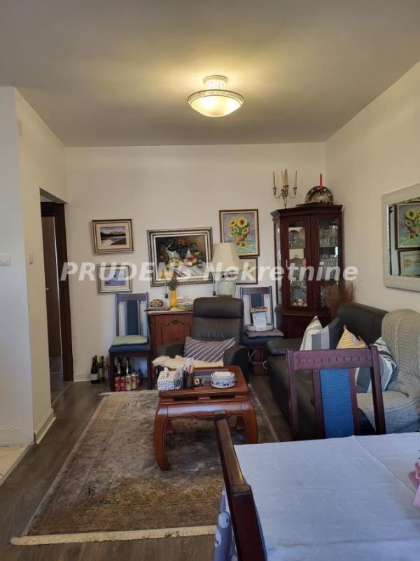 Stan na prodaju u Beogradu, Palilulska pijaca, trosoban, 73m2, cena 311000 evra