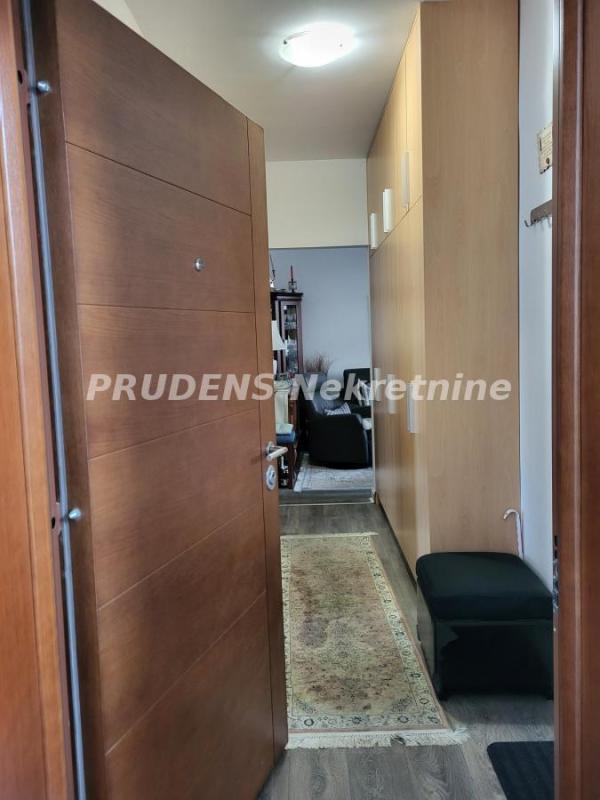 Stan na prodaju u Beogradu, Palilulska pijaca, trosoban, 73m2, cena 311000 evra